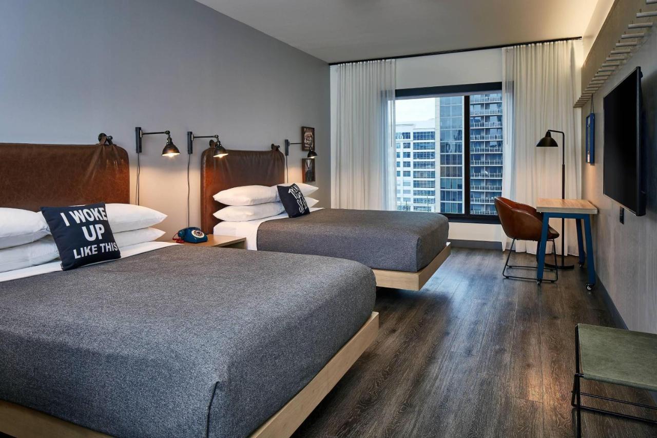 Queen Room with Two Queen Beds - High Floor,1377276521:JPEG