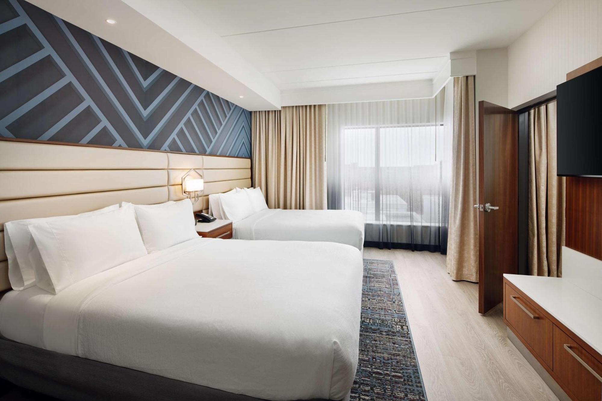 Two-Room Queen Suite with Two Queen Beds,1546954219:JPEG