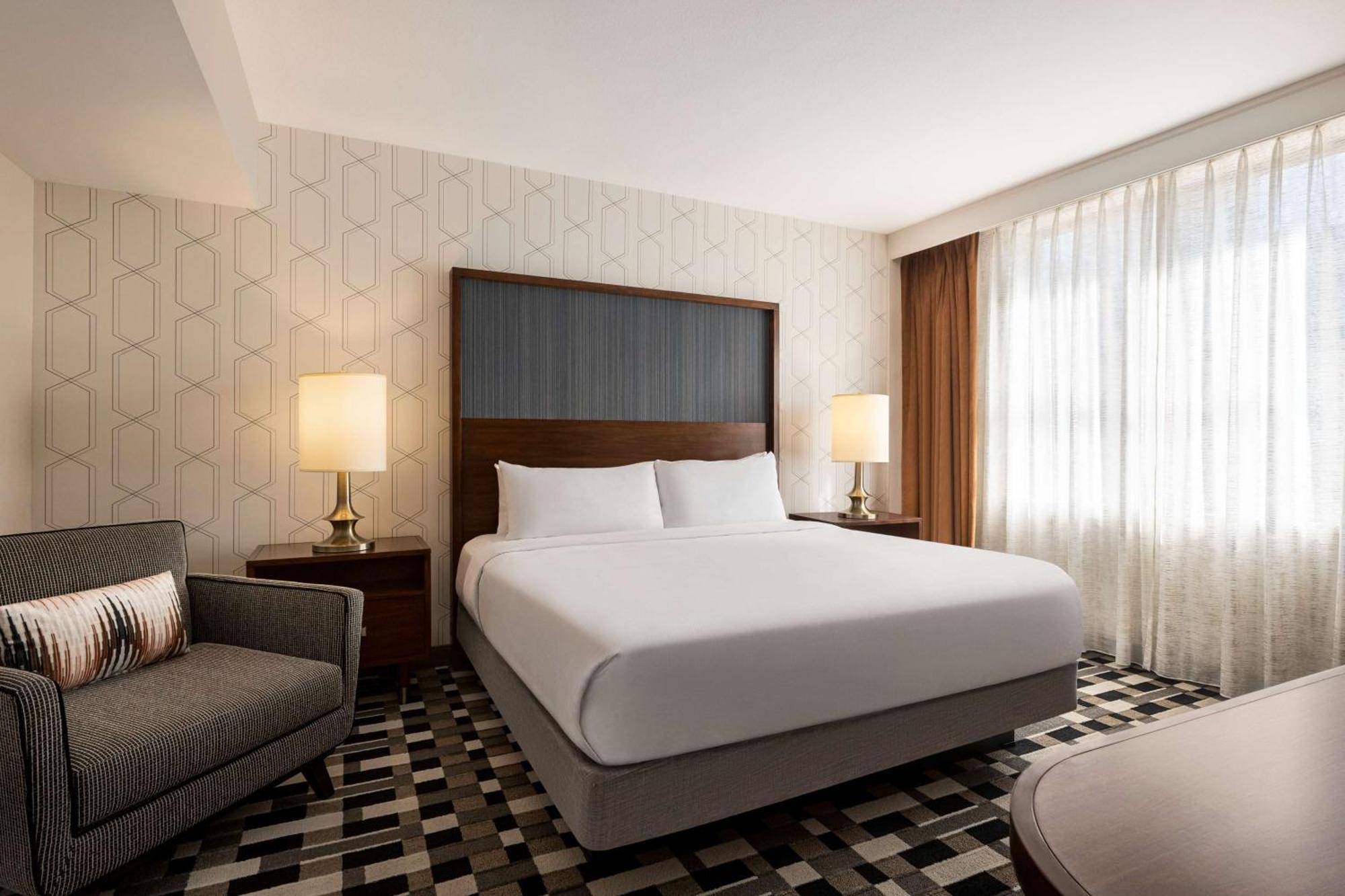 King Room,1615644585:JPEG