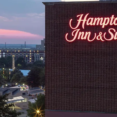 Hampton Inn & Suites Atlanta-Downtown-2