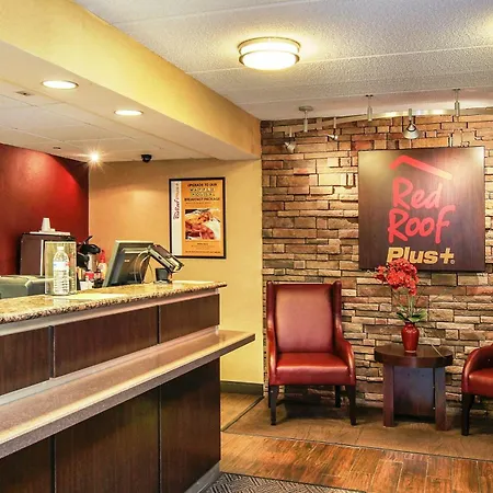 Red Roof Inn Plus+ Atlanta - Buckhead-2