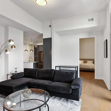 Midtown Luxury Apartment-3