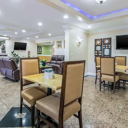 Quality Inn & Suites Atlanta Airport South-2